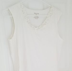 White lace trim neck tank top